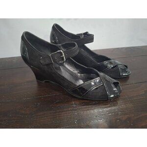 Vaneli Patent Leather & Suede Mary Jane Heels/Pre-owned, Sz. 9N